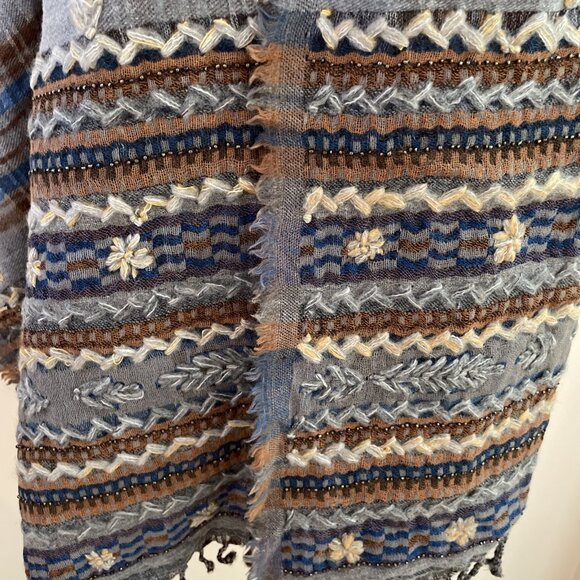 Vintage Wool Blend Scarf Wrap Embroidered Beaded Floral Fringe 26” x 74” Boho - Picture 2 of 10